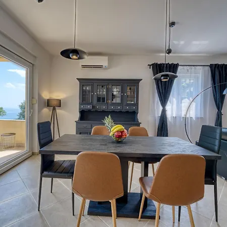 Judy By Interhome Daire