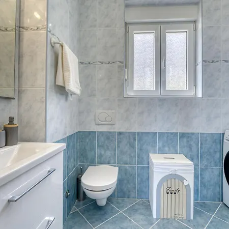 Judy By Interhome Daire Opatija