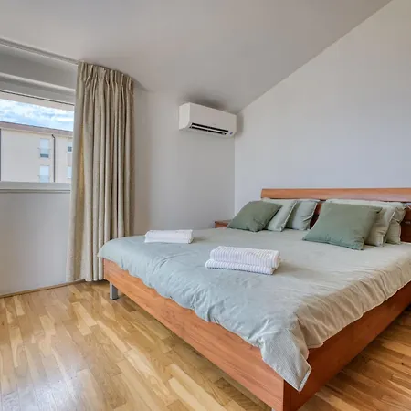 Daire Judy By Interhome Opatija